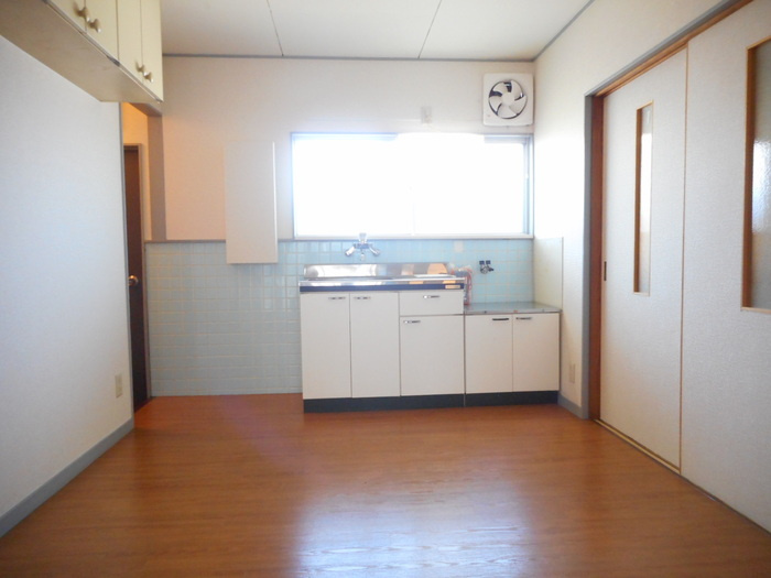 晴新コーポラスの寝室