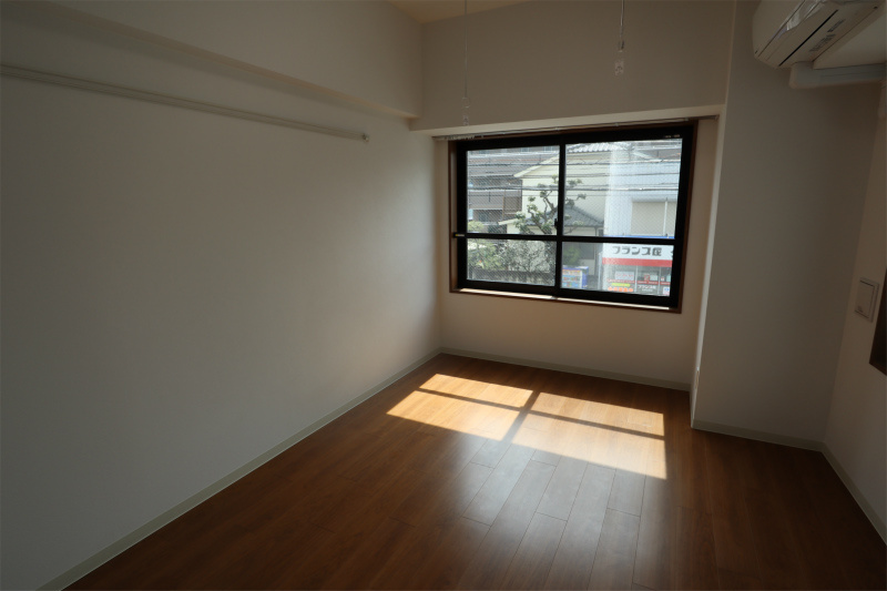 LEO六拾番館の居間・リビング|ゆったり過ごせる居間です