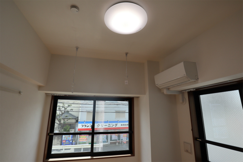 LEO六拾番館の内装|明るい室内です