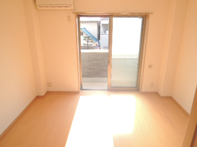 【洋室】 | アンプルールフェール平野