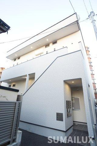 ADC帯山マインの外観