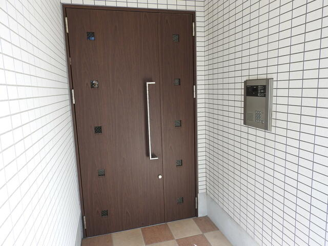 Bonheur新小岩のエントランス