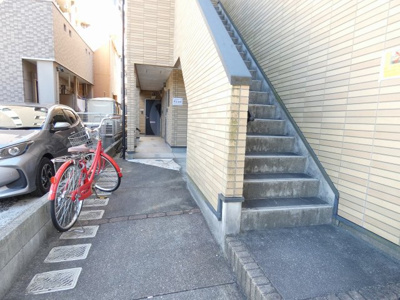 【エントランス】 | Loft日比野