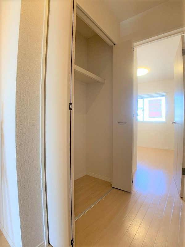 リバーサイド下小路Ⅱの収納