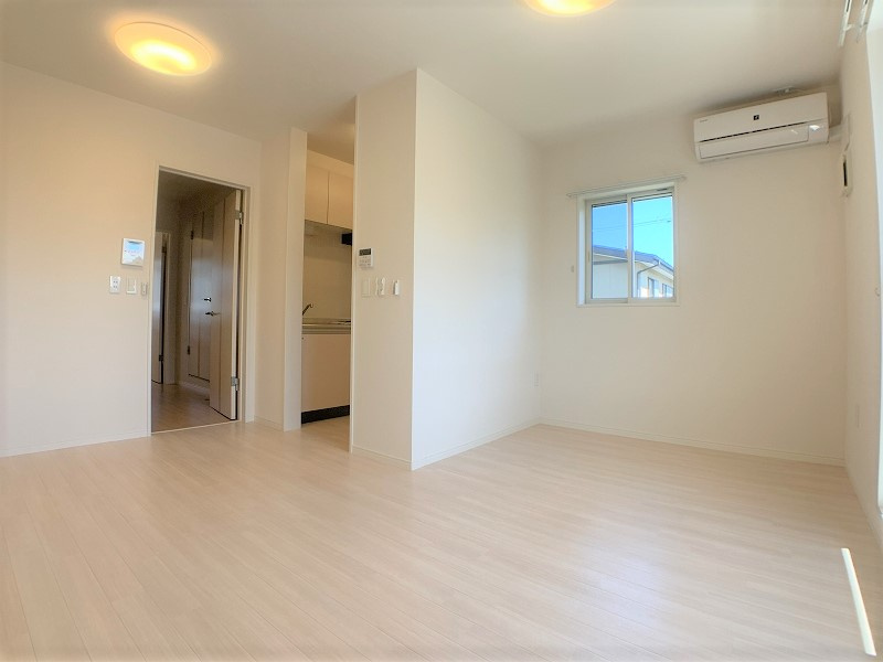 リバーサイド下小路Ⅱの居間・リビング