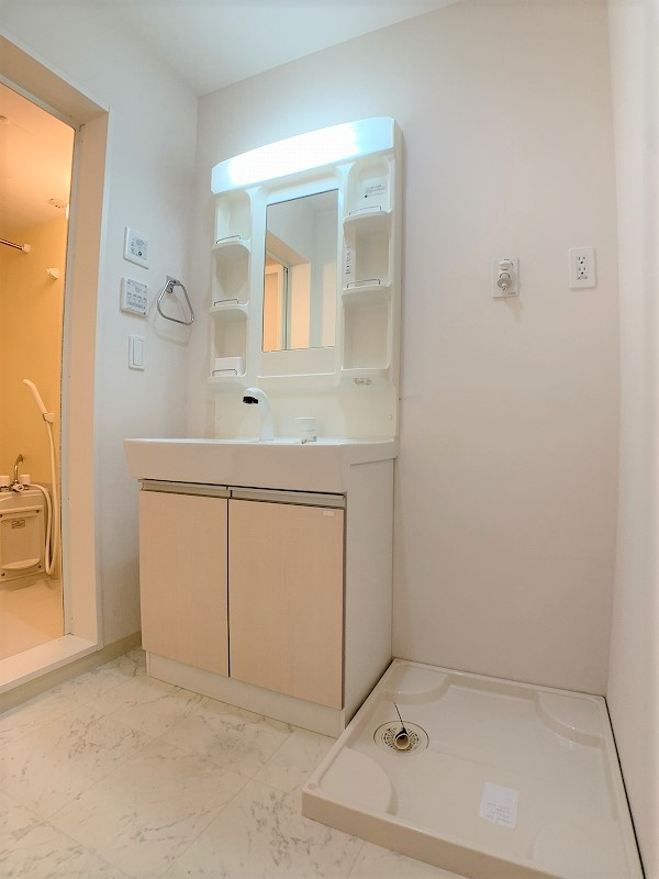 リバーサイド下小路Ⅱの独立洗面台