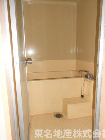 裾野市水窪の賃貸マンションの浴室