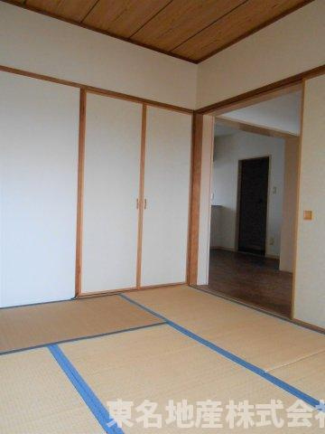 裾野市水窪の賃貸マンションの和室