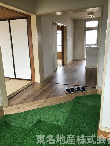 裾野市水窪の賃貸マンション