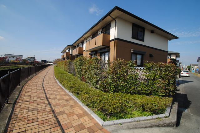 アクールの外観