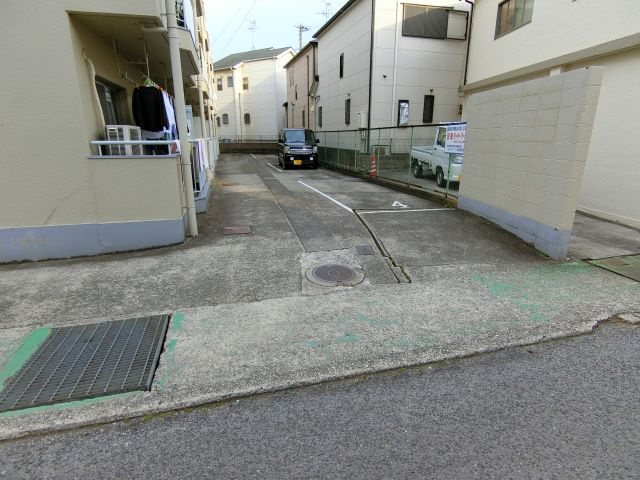 第2ホープハイツの駐車場