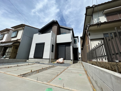 【外観】 | 昭和区広瀬町1期　全1棟　1号棟＜仲介手数料無料＞吹上小・北山中　新築一戸建て | 3/20撮影
住宅ローンアドバイザーの村田です。住宅ローン審査が通らなかった方、あきらめる前にご相談ください。
