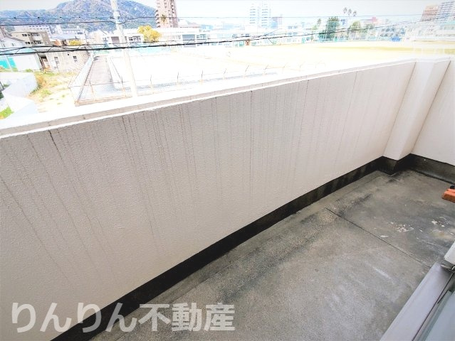 【バルコニー】 | コーポファーストステージ | 広々としたバルコニーです