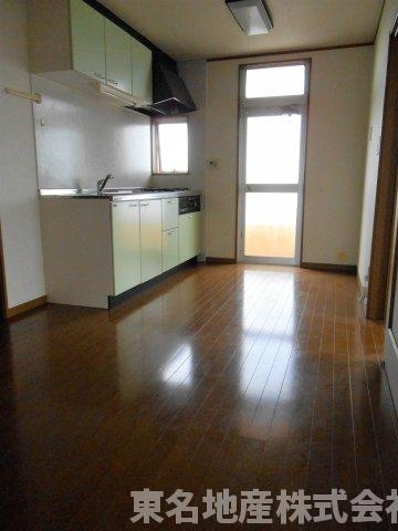 裾野市水窪の賃貸マンションのキッチン