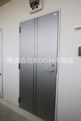 メゾンブルーの玄関|玄関です