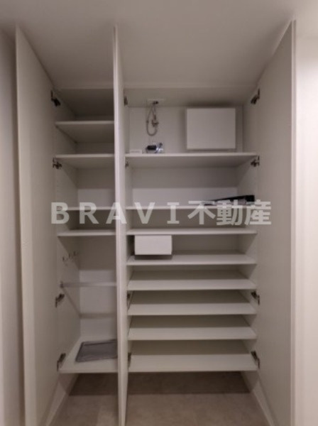 BPRレジデンス大阪本町Q BRAVI不動産の玄関|【BPRレジデンス大阪本町Q】