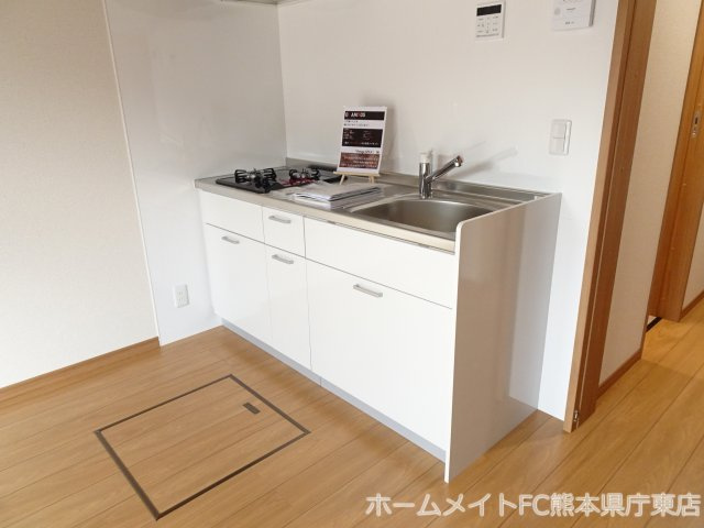 上益城郡益城町大字惣領のテラスのキッチン