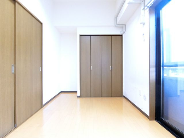 フィルハウス須賀の洋室