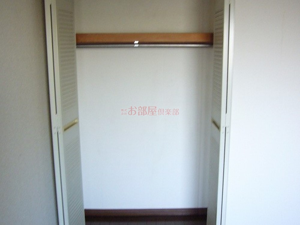 レジデンス高屋敷の収納|小物を収納するのに便利です