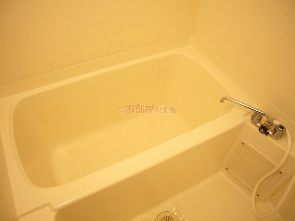 レジデンス高屋敷の浴室|きれいなお風呂です