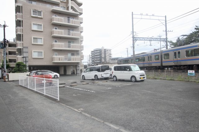 藤和小郡ハイタウンの駐車場
