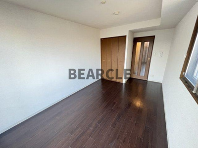 【寝室】 | ソレイユ・ルーチェ