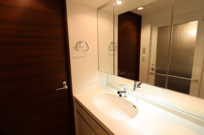 【独立洗面台】 | グランリビオ宮の森