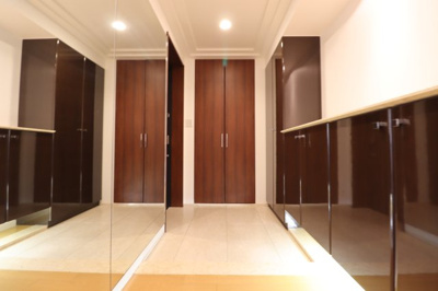 【玄関】 | グランリビオ宮の森