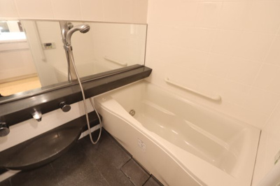 【浴室】 | グランリビオ宮の森