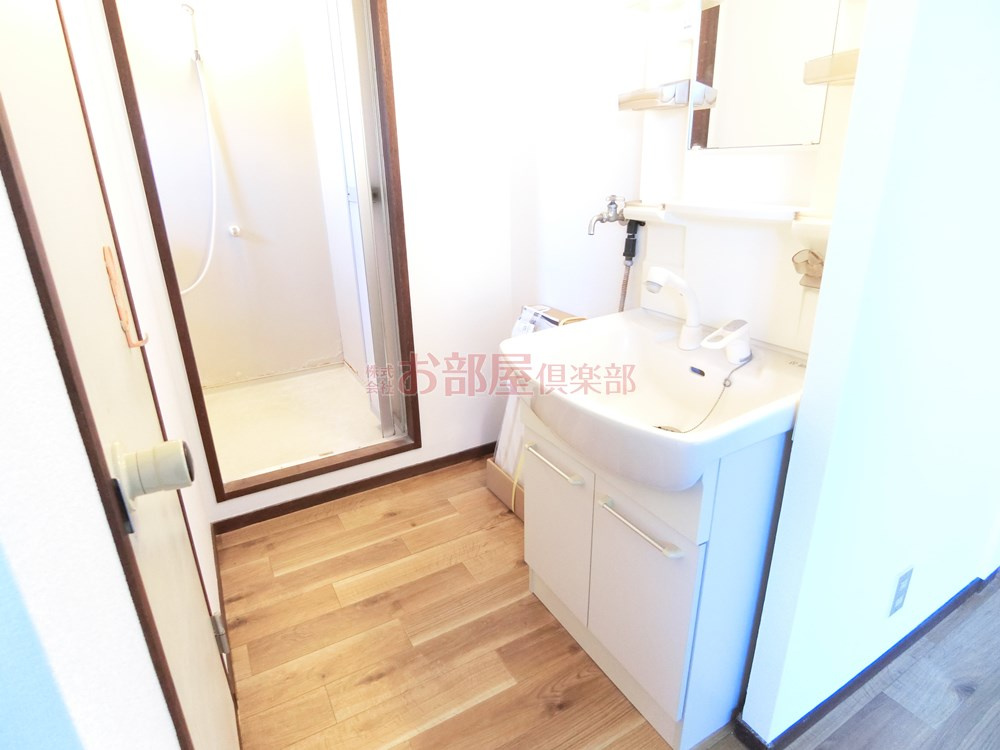 パナハイツ中野の洗面所|広い洗面スペース