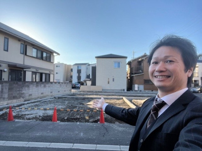 【外観】 | 瑞穂区河岸町第2期　全3棟　1号棟＜仲介手数料無料＞井戸田小・津賀田中　新築一戸建て | 2/11撮影
住宅ローンアドバイザーの村田です。住宅ローン審査が通らなかった方、あきらめる前にご相談ください。