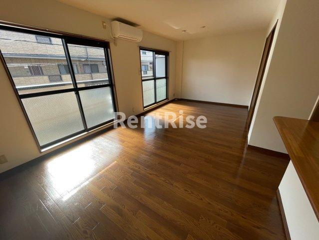 プレジール・マ・メゾンの居間・リビング