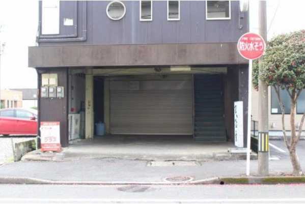 都城市牟田町の店舗の外観