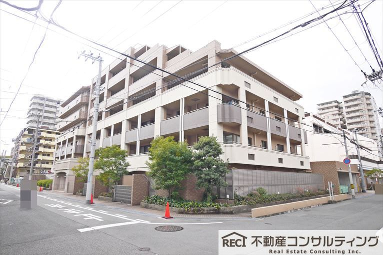 ル・サンク甲南の外観