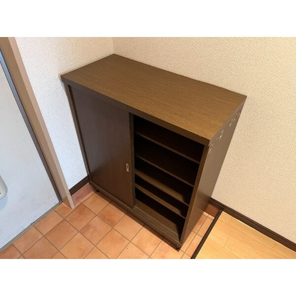 Surplus華 Cの玄関