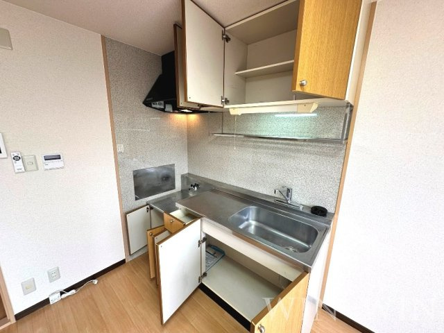 Surplus華 Cのキッチン|イメージ（同建物内別部屋の写真です）