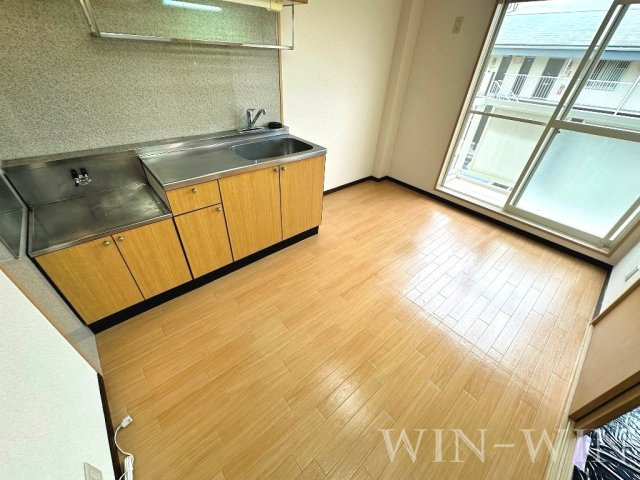 Surplus華 Cの居間・リビング|イメージ（同建物内別部屋の写真です）