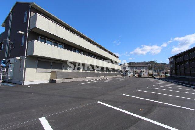 Clair TOMIHISA A「クレール富久　A」の駐車場
