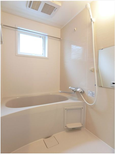 岸和田市下池田町１丁目のハイツの浴室|日々の暮らしに欠かせないお風呂です