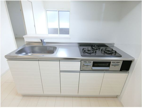 岸和田市下池田町１丁目のハイツのキッチン|使いやすいキッチンです