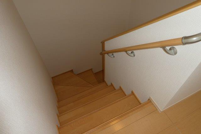 プリムローズ　ベルＢのその他|階段