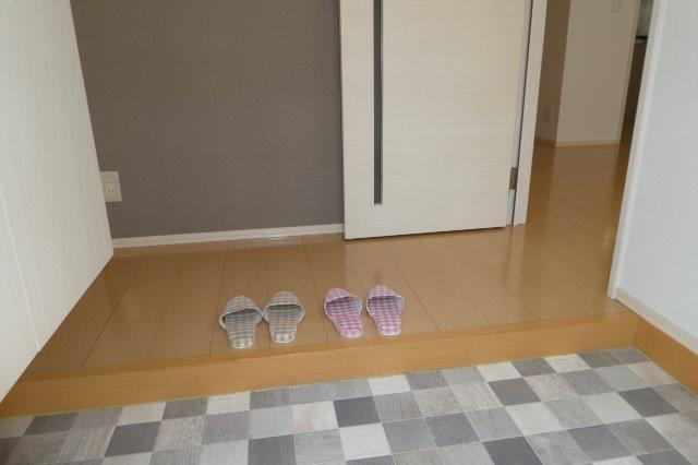プリムローズ　ベルＢの玄関