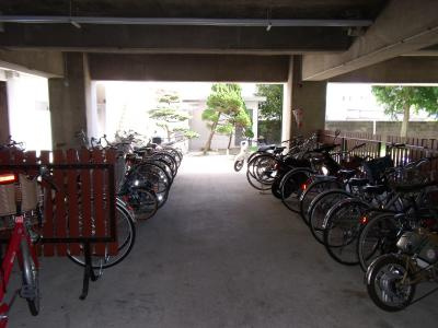 西京極グリーンハイツの駐車場|駐輪場