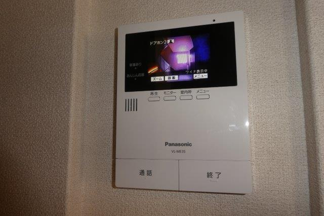 ジェイドのセキュリティ|オートロック連動ＴＶインターホン