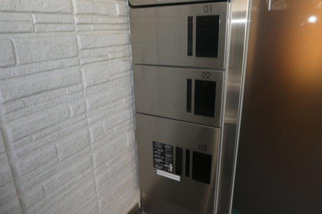 倉敷市昭和２丁目の賃貸マンションのその他共用部分|宅配ボックス完備。