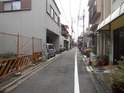 SAMSQUARE四条大宮（サムスクエア四条大宮）の周辺|前面道路