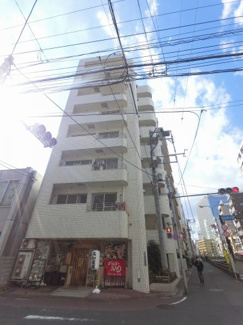【外観】 | 総戸数３０戸、昭和５５年９月築、管理人は巡回勤務につき管理体制良好です♪