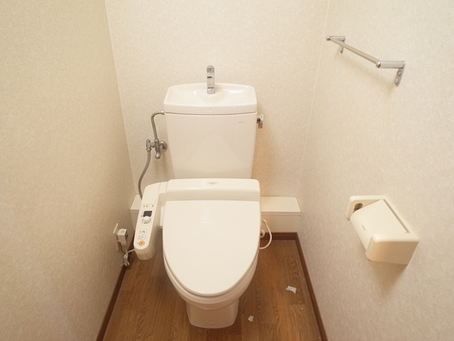 【トイレ】 | グランドメゾン平尾弐番館 | 落ち着いた色調のトイレです