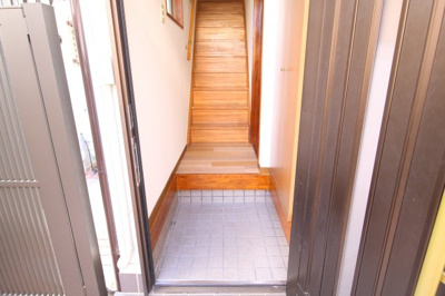 【玄関】 | 大田町5丁目貸家