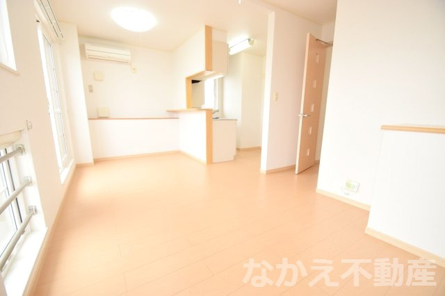 【居間・リビング】